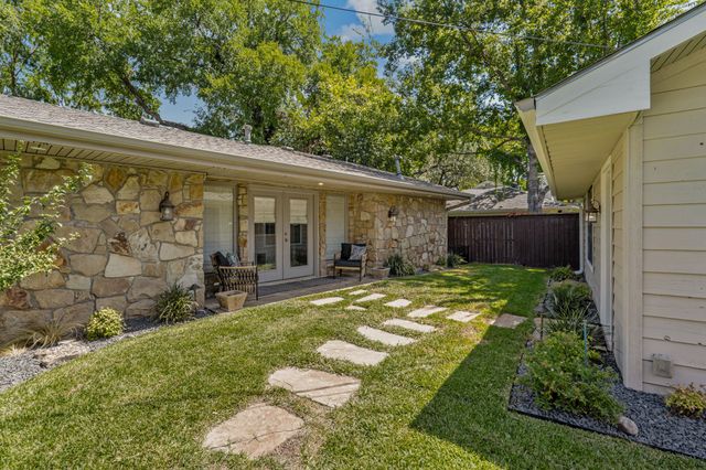 4115 Bellaire Drive S, Fort Worth, TX 76109