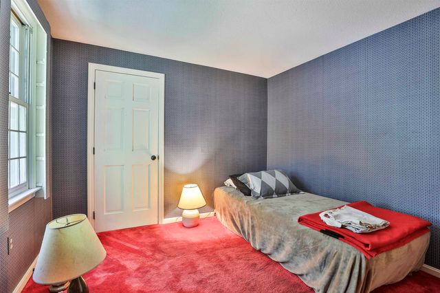 56 Buttonwood Drive, Hollis, NH 03049