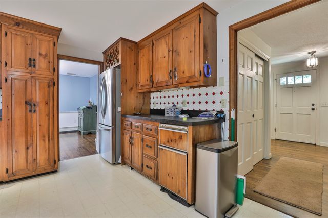 56 Buttonwood Drive, Hollis, NH 03049