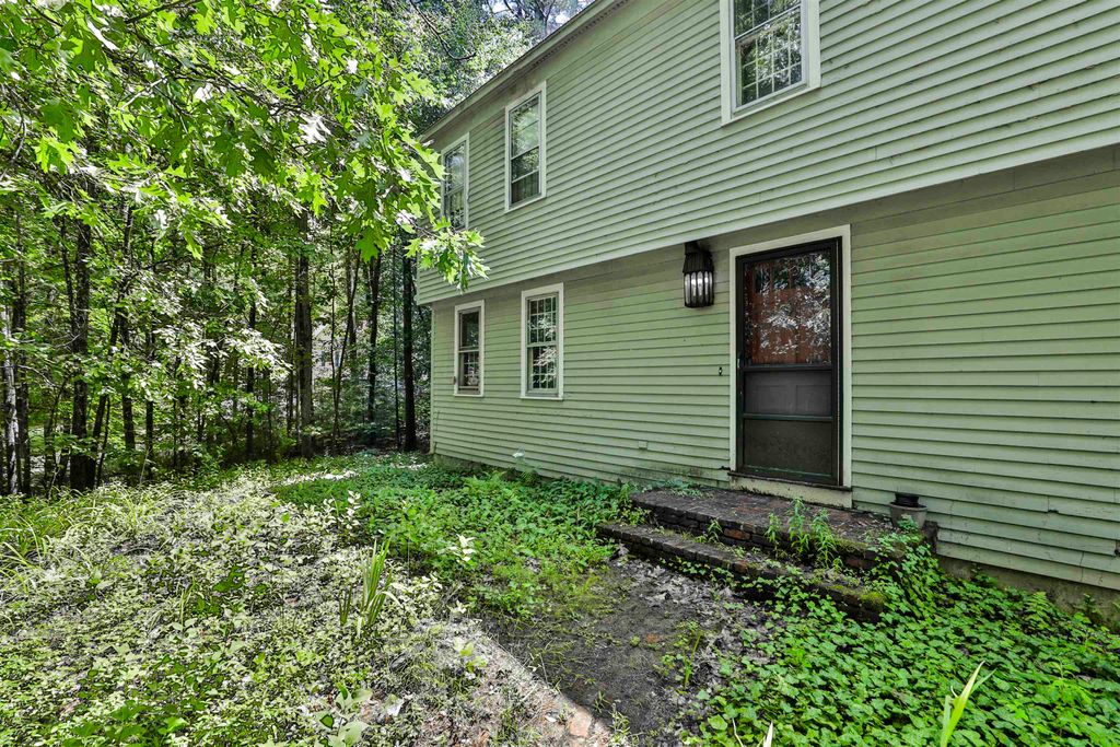 56 Buttonwood Drive, Hollis, NH 03049