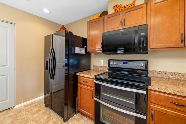 6406 2ND STREET E, Bradenton, FL 34203