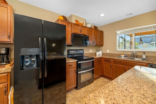 6406 2ND STREET E, Bradenton, FL 34203