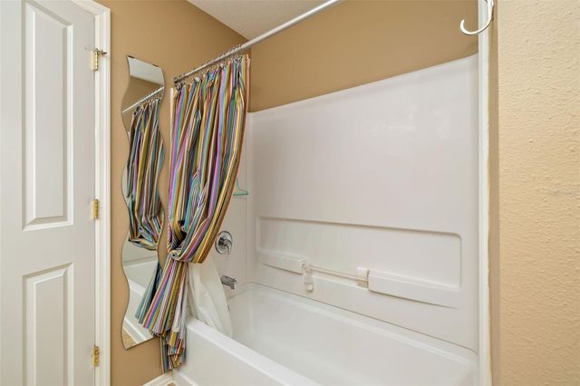 6406 2ND STREET E, Bradenton, FL 34203