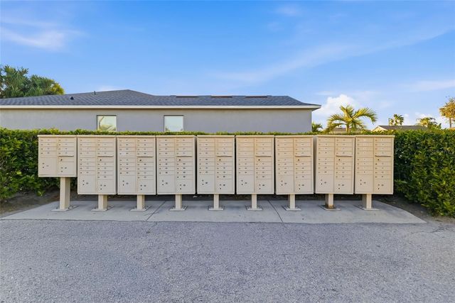 6406 2ND STREET E, Bradenton, FL 34203