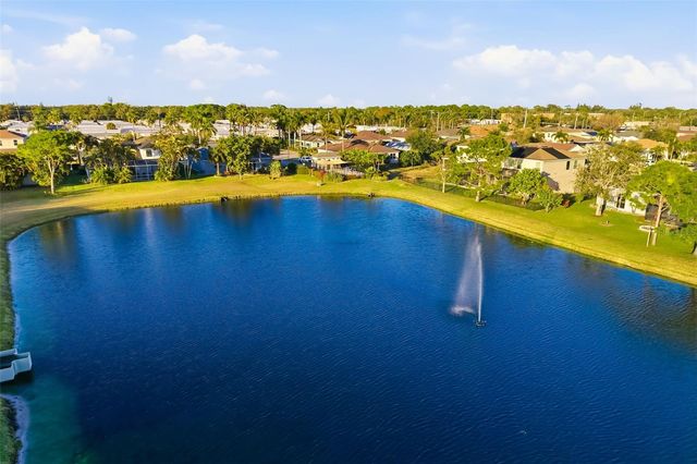 6406 2ND STREET E, Bradenton, FL 34203