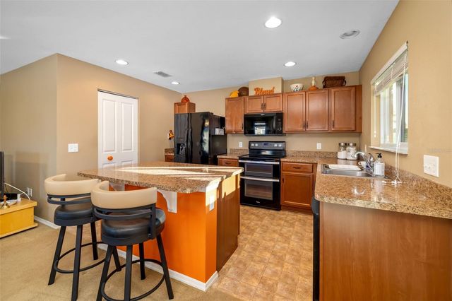 6406 2ND STREET E, Bradenton, FL 34203