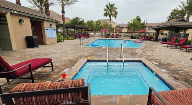 22041 Barrington Way, Saugus, CA 91350