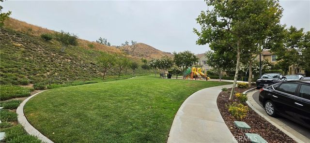 22041 Barrington Way, Saugus, CA 91350