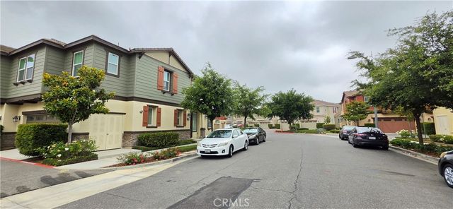 22041 Barrington Way, Saugus, CA 91350