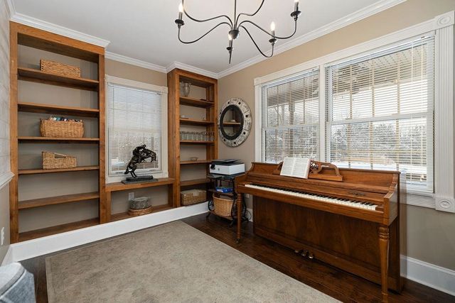 840 COMMERCE RD, Staunton, VA 24401