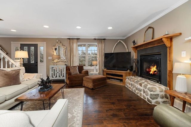 840 COMMERCE RD, Staunton, VA 24401