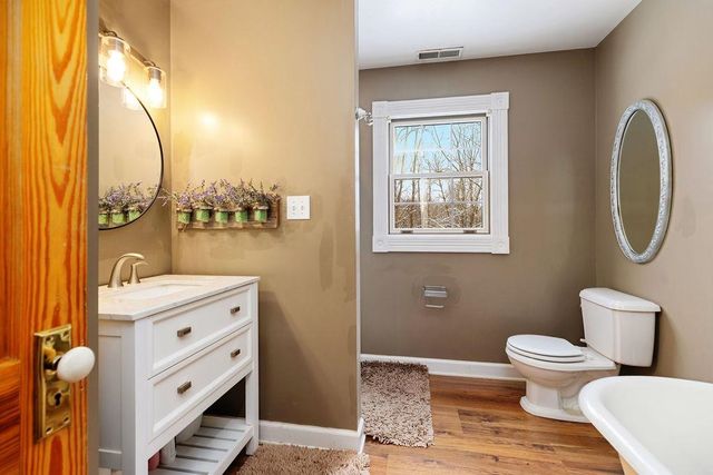 840 COMMERCE RD, Staunton, VA 24401