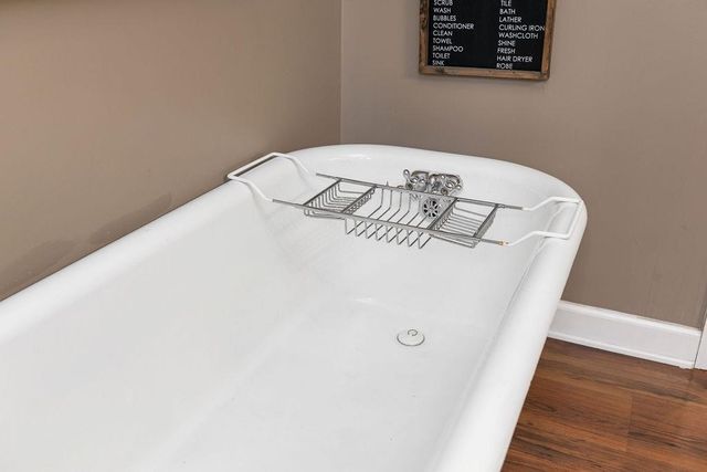 840 COMMERCE RD, Staunton, VA 24401