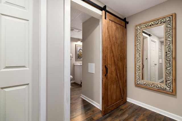 840 COMMERCE RD, Staunton, VA 24401