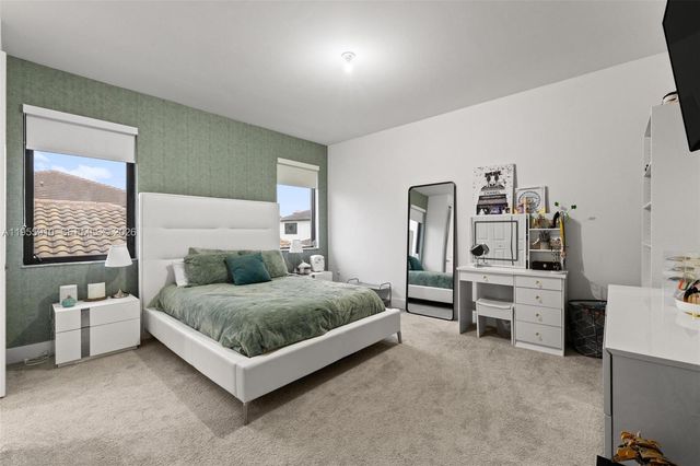 8086 NW 47th Ter, Doral, FL 33166