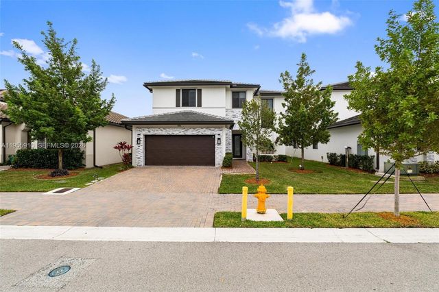 8086 NW 47th Ter, Doral, FL 33166