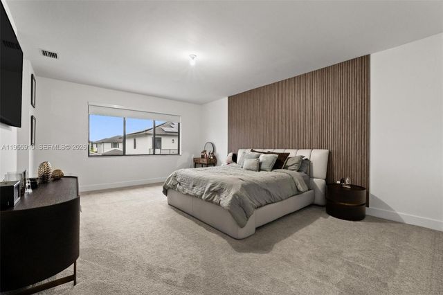 8086 NW 47th Ter, Doral, FL 33166