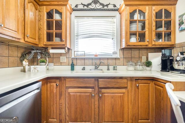 1550 Charlie Benson Road, Forsyth, GA 31029