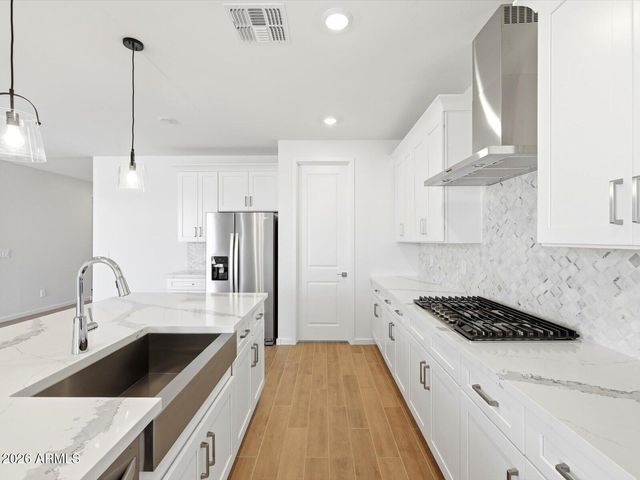 17671 W COLLEGE Drive, Goodyear, AZ 85395
