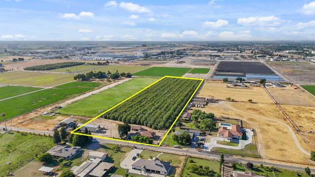 2007 W Glenwood Ave, Turlock, CA 95380