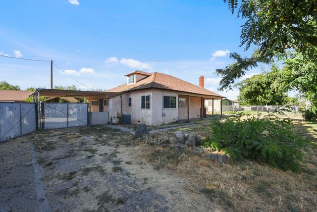 2007 W Glenwood Ave, Turlock, CA 95380