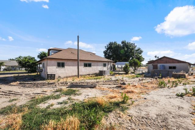 2007 W Glenwood Ave, Turlock, CA 95380