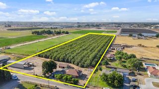2007 W Glenwood Ave, Turlock, CA 95380