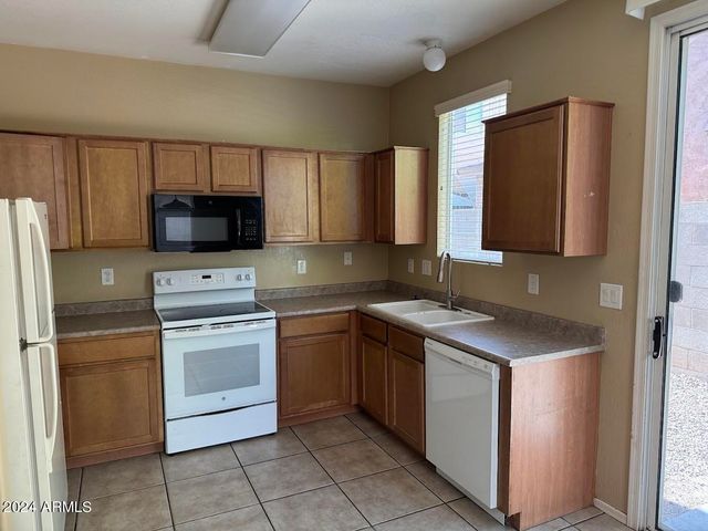 5322 W Odeum Lane, Phoenix, AZ 85043