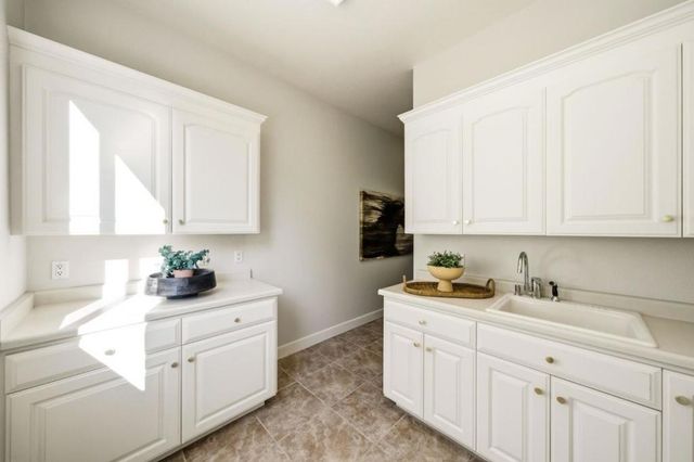 18400 Lakeview Court, Los Gatos, CA 95033