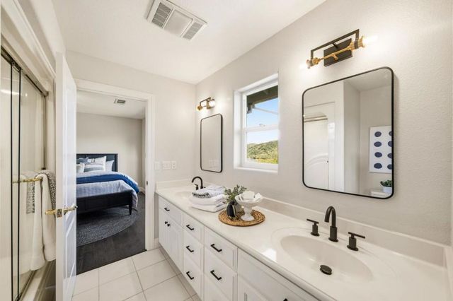 18400 Lakeview Court, Los Gatos, CA 95033