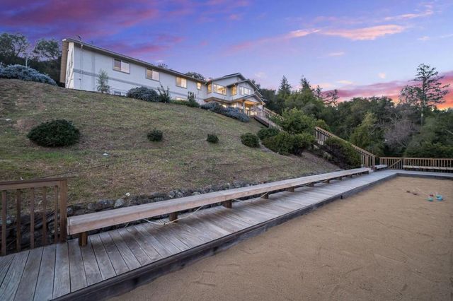 18400 Lakeview Court, Los Gatos, CA 95033