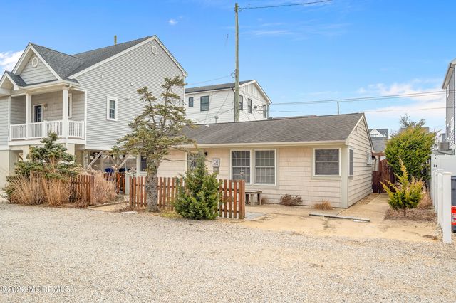 105 Dolphin Drive, Ortley Beach, NJ 08751