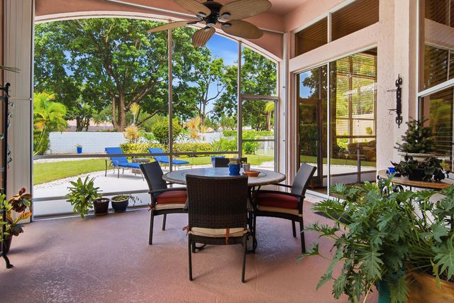 221 Green Point Circle, Palm Beach Gardens, FL 33418