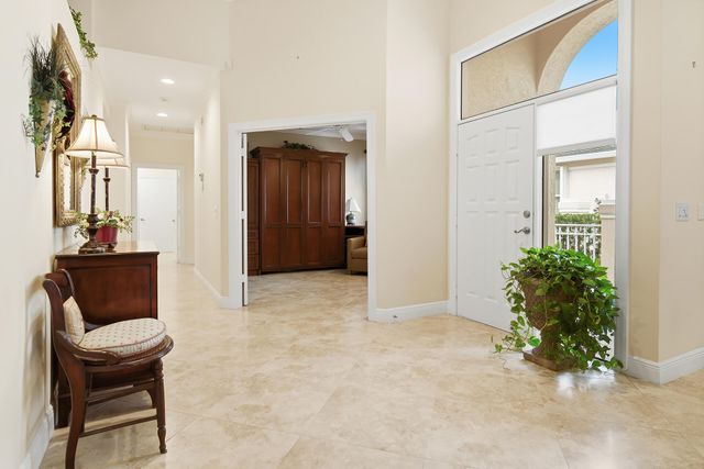 221 Green Point Circle, Palm Beach Gardens, FL 33418