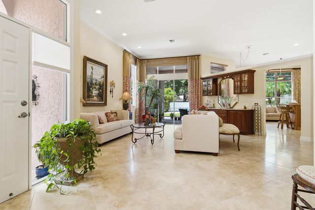 221 Green Point Circle, Palm Beach Gardens, FL 33418