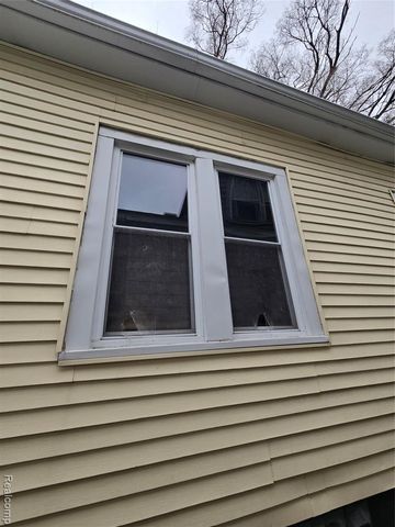 8976 Mcclellan Street, Detroit, MI 48213