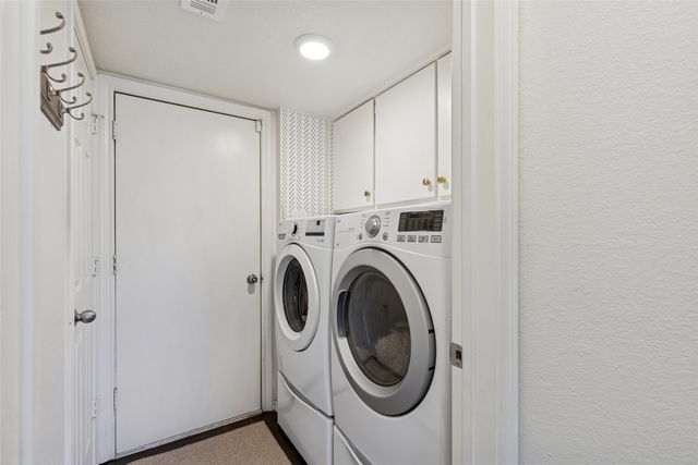 705 Timbercreek Drive, Hurst, TX 76053