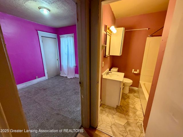 1335 N Martin Luther King Junior Boulevard, Lansing, MI 48915