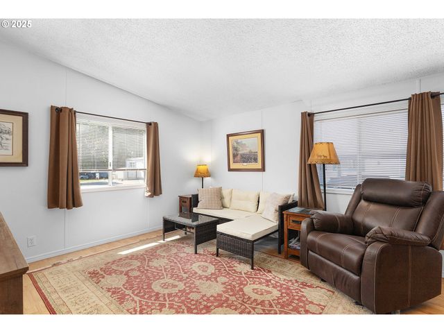 1200 E CENTRAL Ave 139, Sutherlin, OR 97479