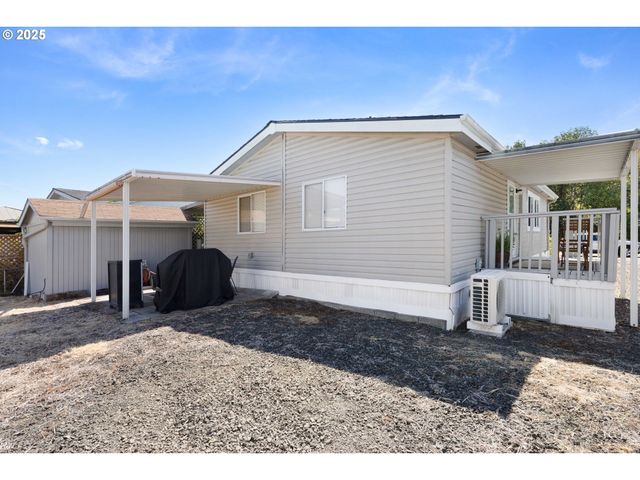 1200 E CENTRAL Ave 139, Sutherlin, OR 97479