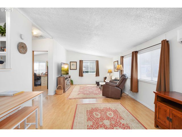 1200 E CENTRAL Ave 139, Sutherlin, OR 97479