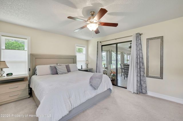 6433 Lost Tree Lane, Spring Hill, FL 34606