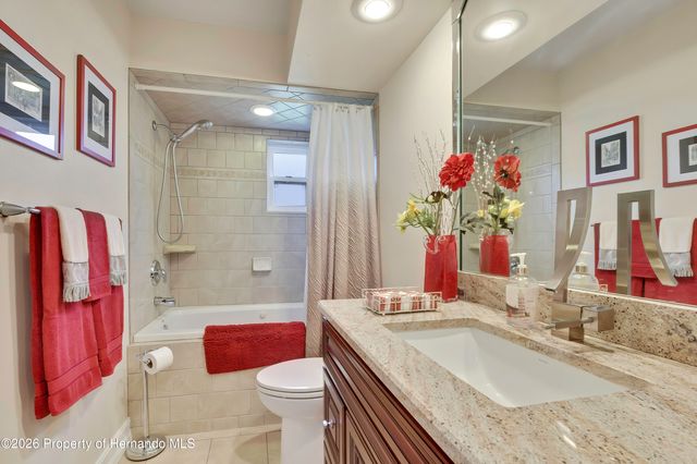 6433 Lost Tree Lane, Spring Hill, FL 34606