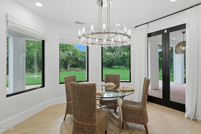 550 Unique Lane, Simi Valley, CA 93065