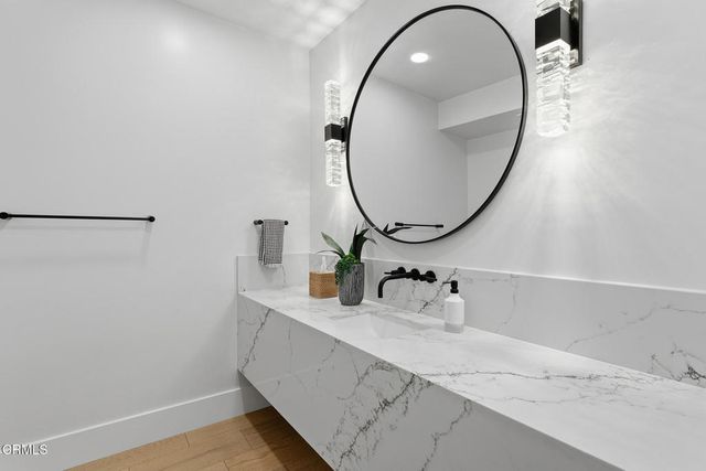 550 Unique Lane, Simi Valley, CA 93065