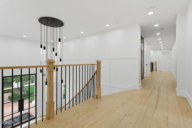 550 Unique Lane, Simi Valley, CA 93065