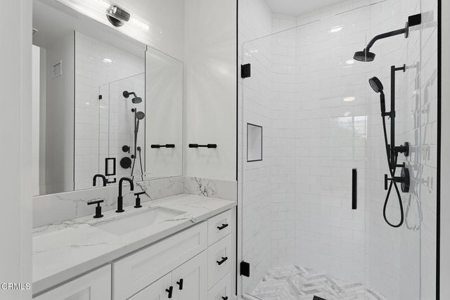 550 Unique Lane, Simi Valley, CA 93065