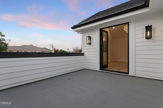 550 Unique Lane, Simi Valley, CA 93065