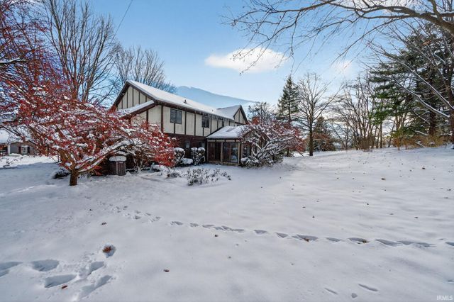 51293 Golfview Court, Granger, IN 46530