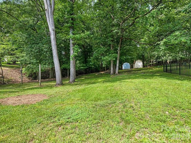 11510 Painted Tree Road, Charlotte, NC 28226